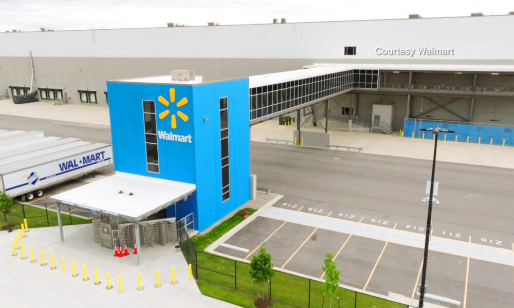 An exterior photo of the Dallas-area Walmart Distribution Center. Image credit: Walmart